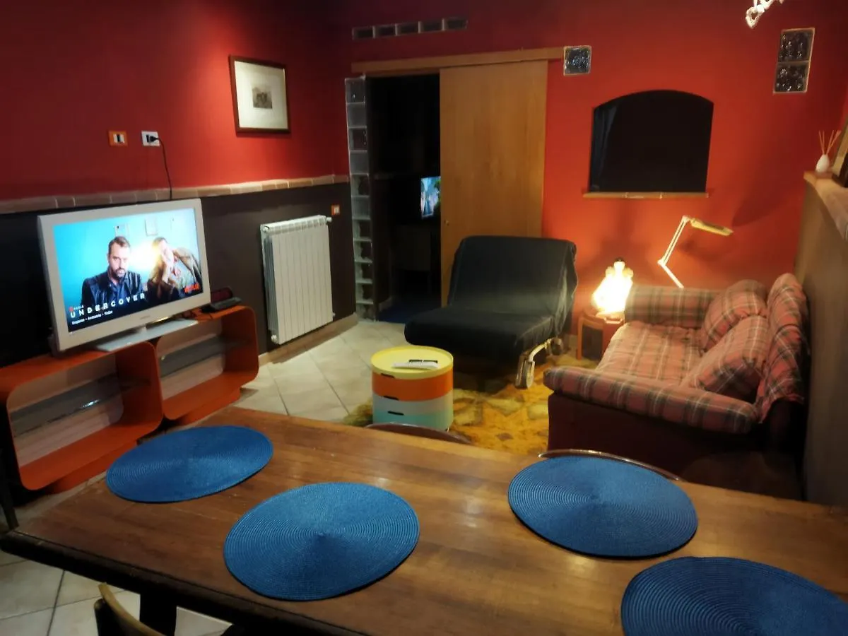 Loft 70 Apartment Montescudaio 0*,  Italy